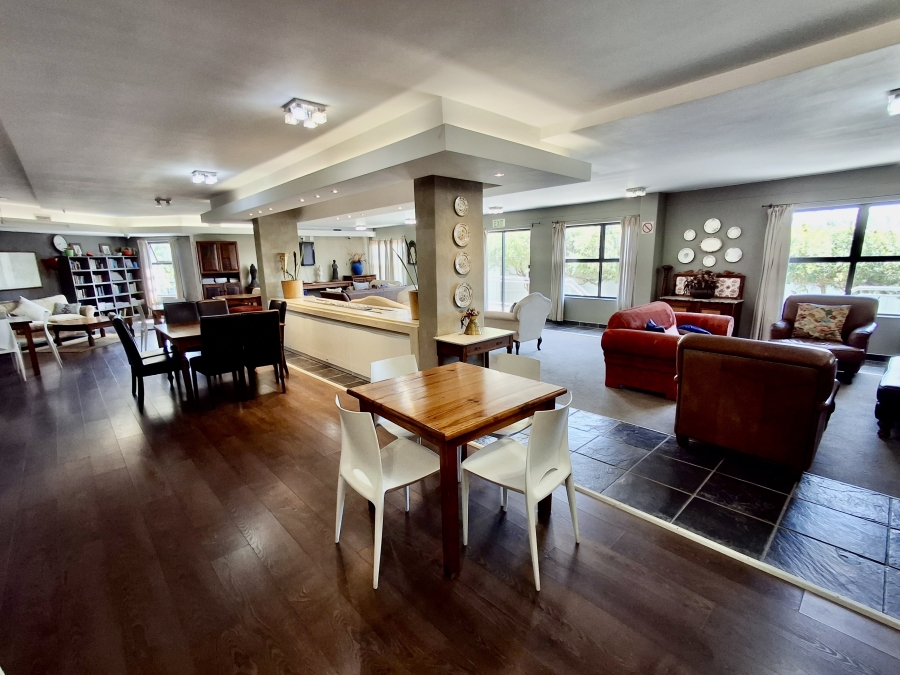 1 Bedroom Property for Sale in Royal Ascot Western Cape